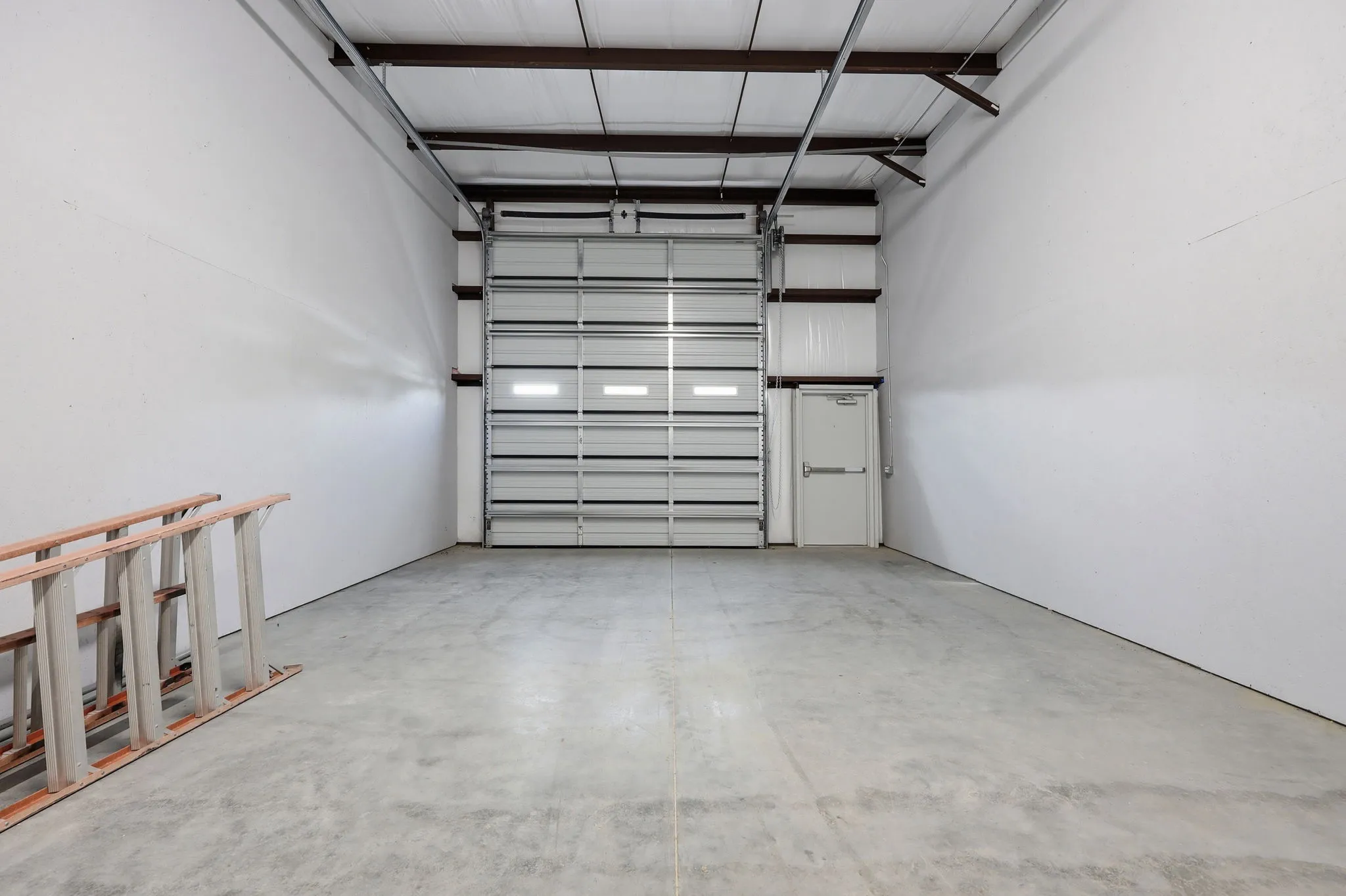 apartment image 15